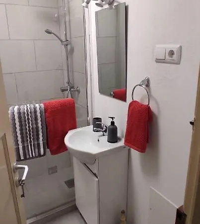 Downtown Tiny House Σπίτι διακοπών Φουνκάλ
