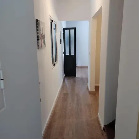 Tiny House *