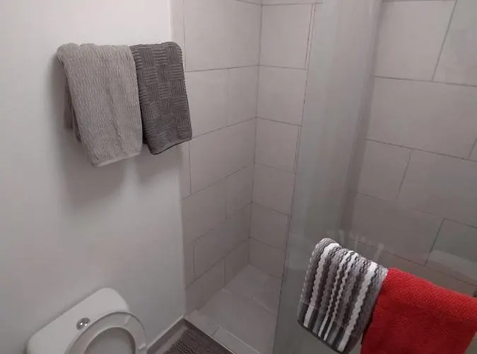 Downtown Tiny House Сasa de vacaciones