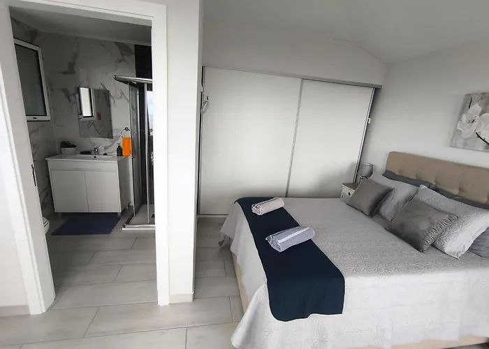 Downtown Tiny House * Funchal (Madeira)