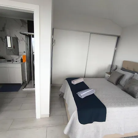 Downtown Tiny House * Funchal (Madeira)